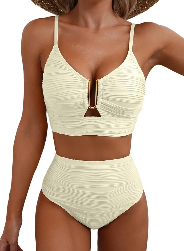 LIVIA | Bikiny, které vás konečně pustí