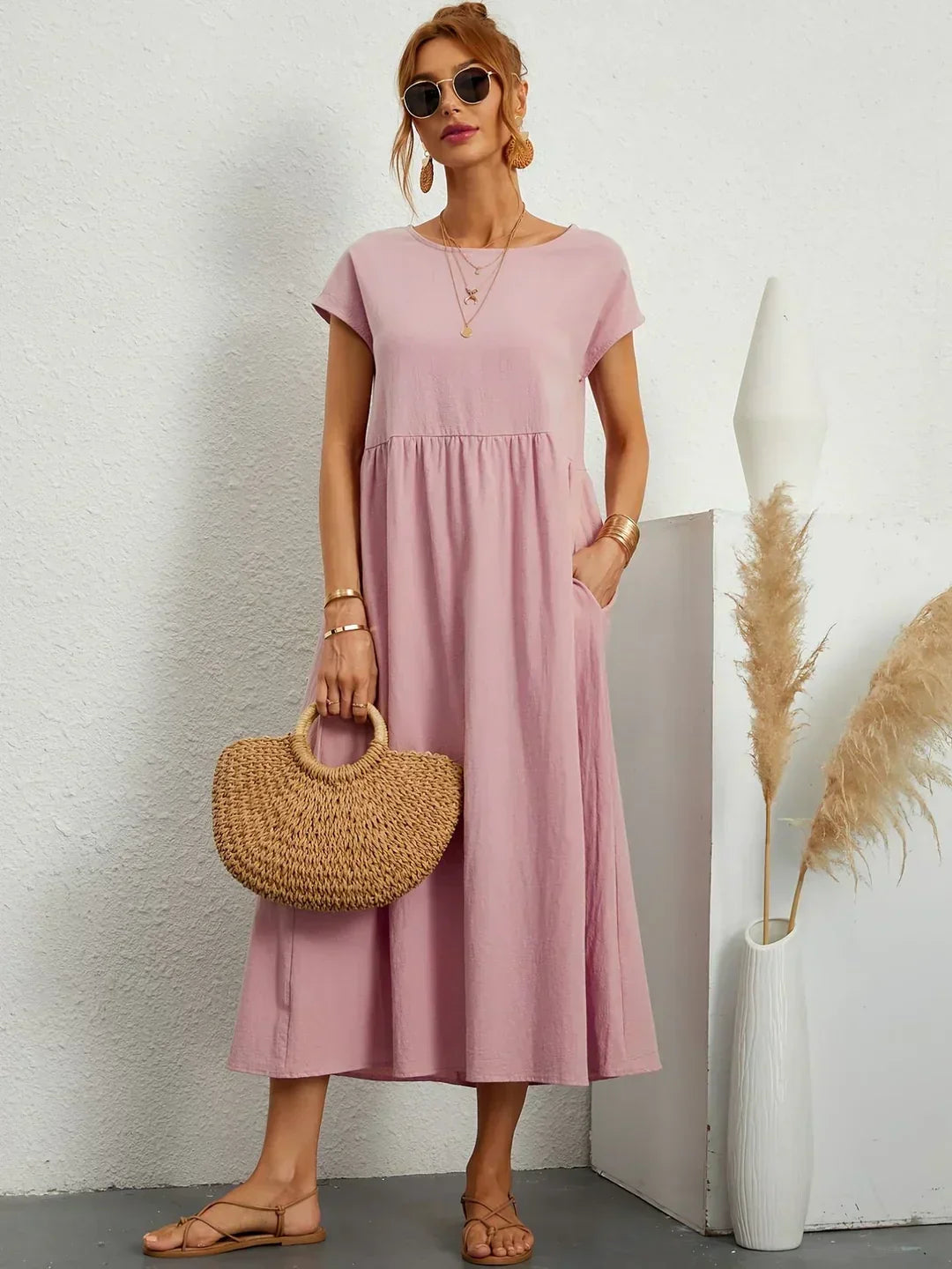 Gabrielle | Elegantní midi šaty s nadčasovým designem